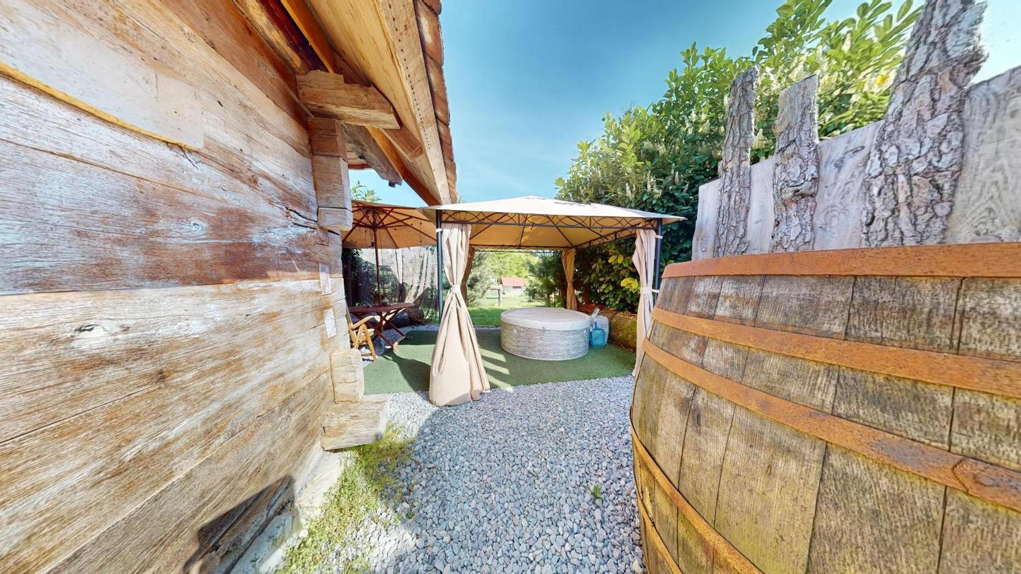 Resort Hisa Ida - Apartments With Hot Tub And Sauna Ivancna Gorica Room photo