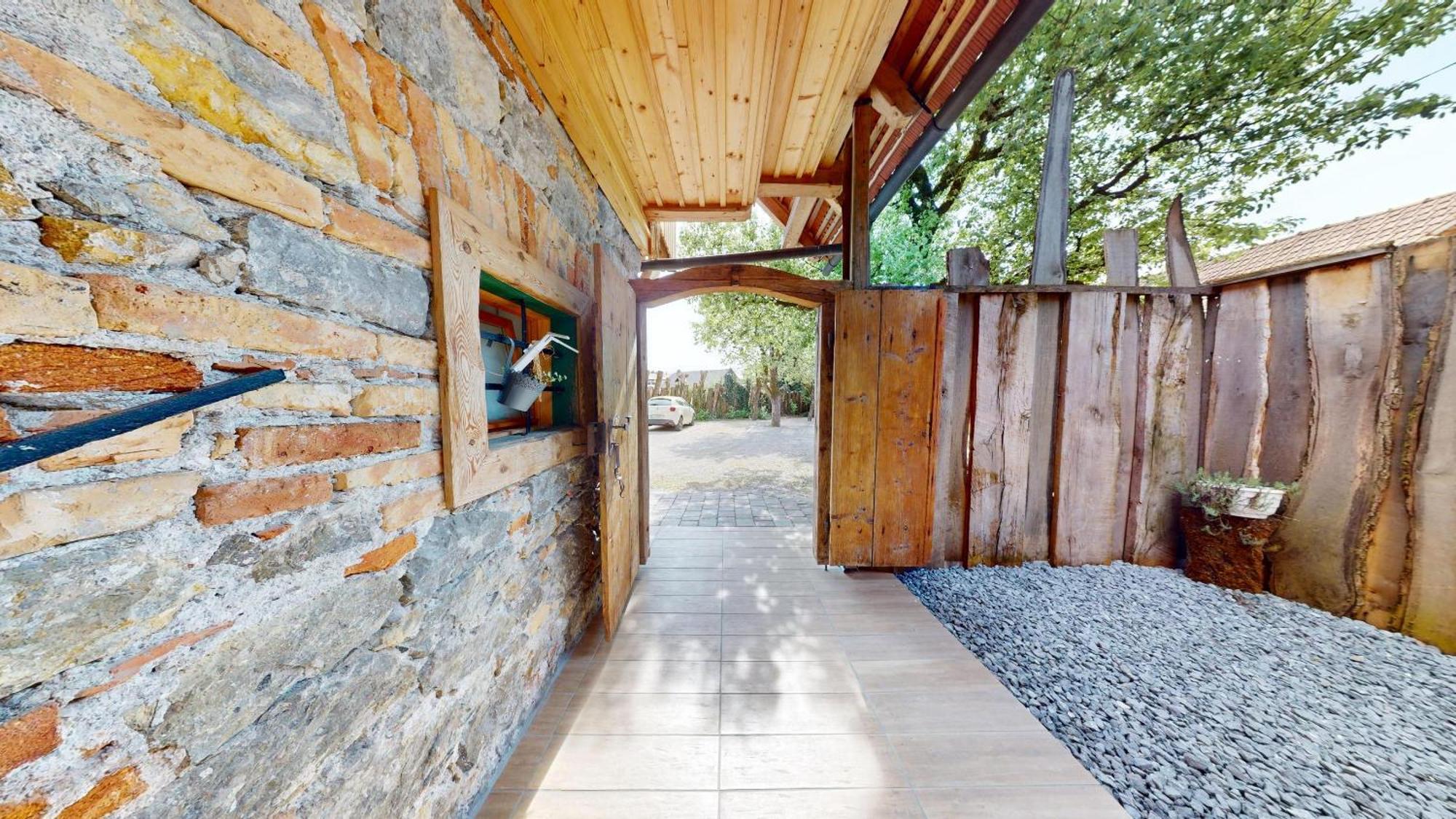 Resort Hisa Ida - Apartments With Hot Tub And Sauna Ivancna Gorica Room photo