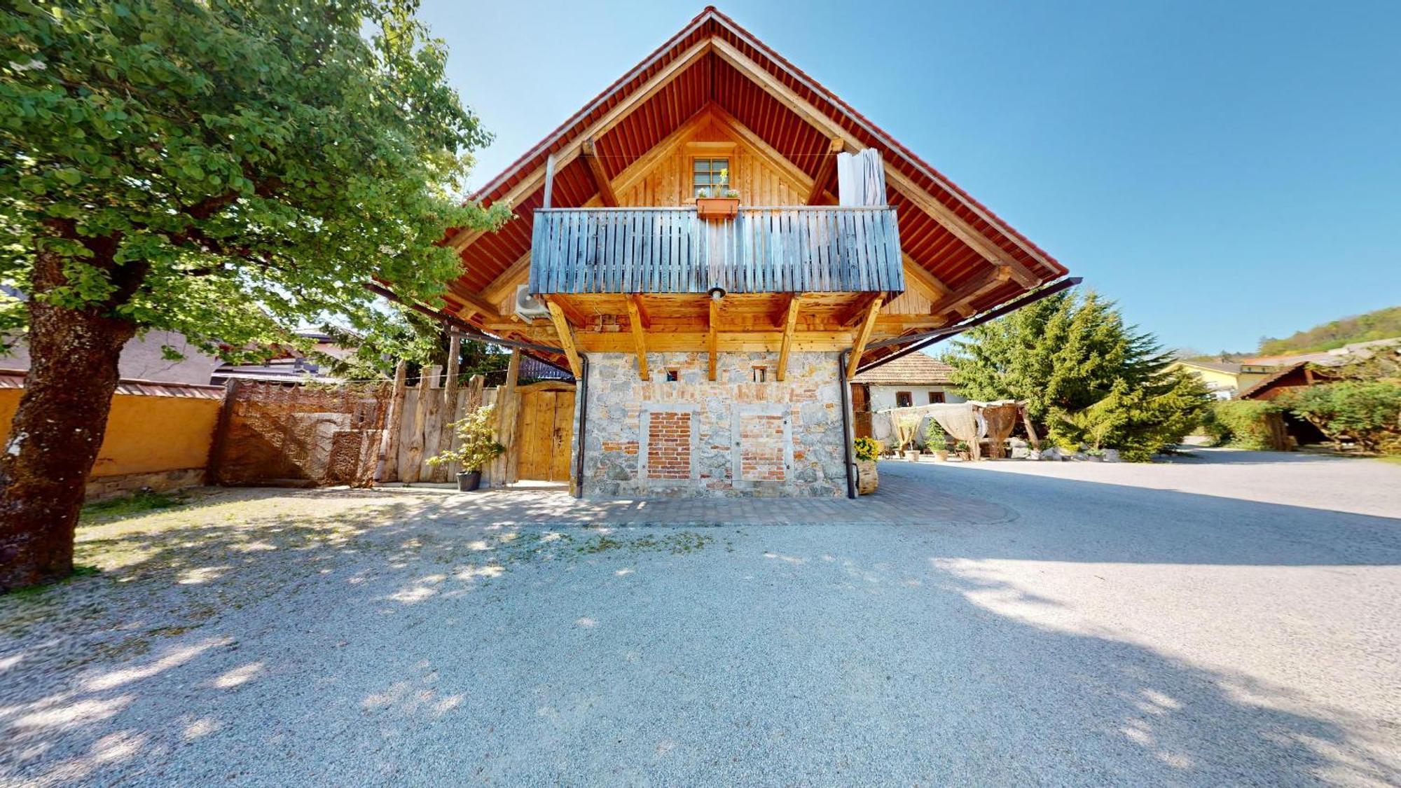 Resort Hisa Ida - Apartments With Hot Tub And Sauna Ivancna Gorica Exterior photo