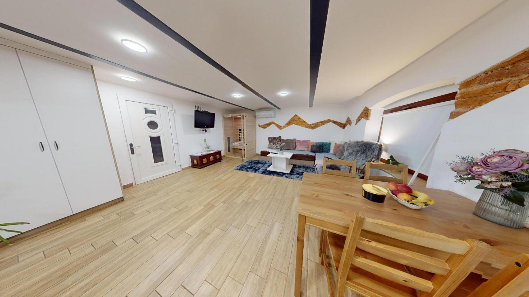 Resort Hisa Ida - Apartments With Hot Tub And Sauna Ivancna Gorica Room photo