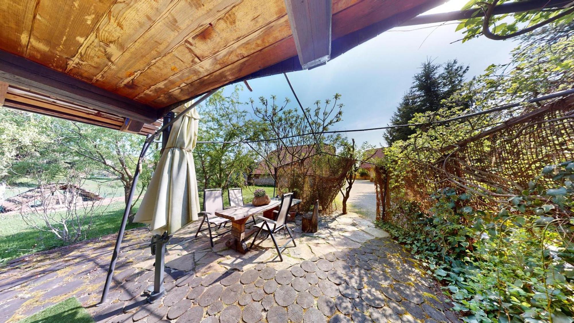 Resort Hisa Ida - Apartments With Hot Tub And Sauna Ivancna Gorica Exterior photo